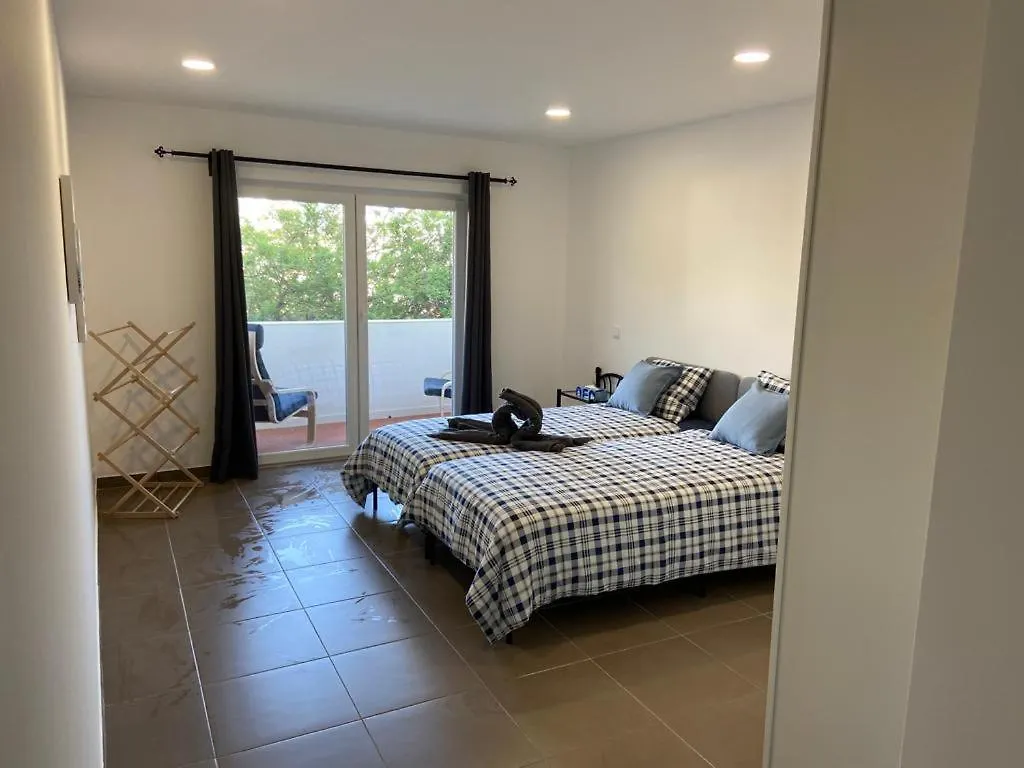 Two Bedroom Center Apartment Quarteira